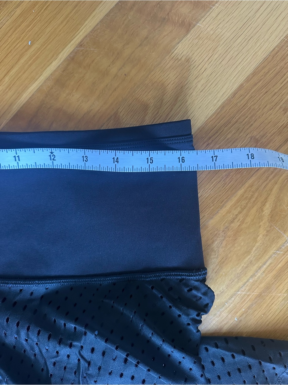 Athleta A Game 2 in 1 Crop Black Skirt Leggings Activewear Women’s Size Large - Picture 8 of 9